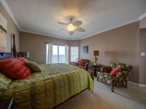 Enormous Corner Unit on White Sands in Orange Beach With Indoor Outdoor Pool