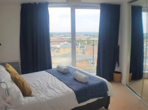 Catchpole Stays - Marconi Plaza- a 2 bed, 2 bathroom apartment with city views in the heart of Chelmsford