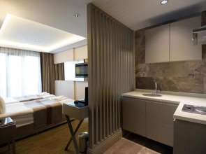 GK Regency Suites