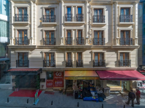 Vision Deluxe Hotel