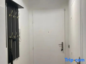 New Studio Apartment in Cannes with Private Parking and Swimming Pool