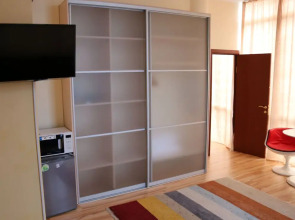 Отель Laza Hall