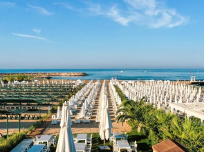 Side Story Resort & Spa