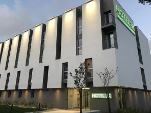Hotel 3K Porto Aeroporto