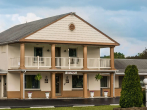 Knights Inn - Palmyra PA