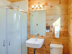 Windham Home Near Mountain Biking & Hiking Trails!