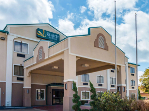 Quality Suites Burleson - Ft. Worth