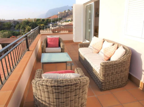Self Catering Luxury Villa in the beautiful area of Puerto Santiago Tenerife with 5 bedrooms 2 Sofabeds for up to 10 guests private swimming pool and many other activities to entertain the family Secure parking for 2 cars and disabled access throughout