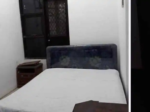 Kost Harian Syariah Pak Didik Sawunggaling