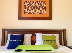 OYO 261 Sasono Putro Residence