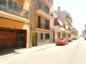 Triplex Next To The Beach 2 Separate Entrances