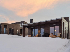 Awesome Home in Fåvang With 4 Bedrooms