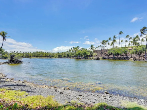 Luxe Maunalani Resort Condo w/ Pool + Beach Access