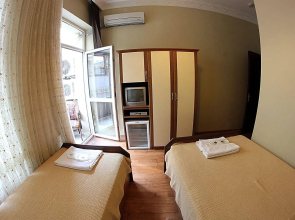 Paradise Hotel