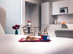 Lady Rose Prestige Suite