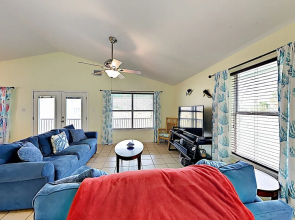 New Listing! Stilted : Bay Views, Fenced Yard 3 Bedroom Home