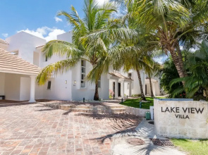 Luxury Villas in Cocotal for Large Group