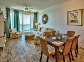 Immaculate Gulf-front Penthouse W/ Beach Access 3 Bedroom Condo