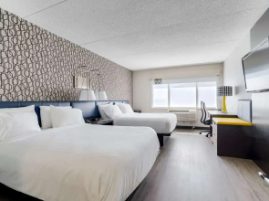 GLo Best Western Mississauga Corporate Centre