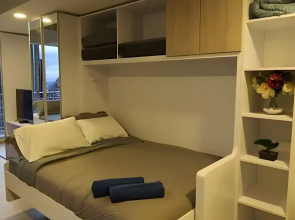 Hermoso Loft con balcón  1028