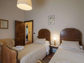Holiday Home in Cortona With Pool & Garden