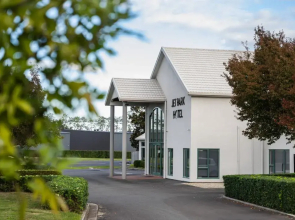 JetPark Hotel Hamilton Airport