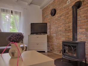 Bajkowy Domek Nad Samym Jeziorem