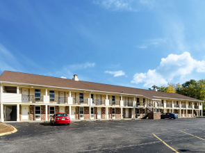 Econo Lodge Sturbridge