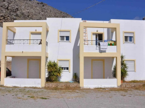 Marianthi Studios & Apartments