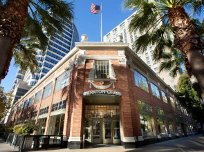 Sheraton Grand Sacramento Hotel