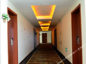 Xiangyun Business Hotel Nanning South Station