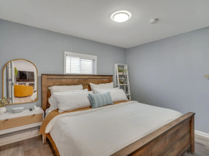 Cozy Bay Area Vacation Rental With Patio
