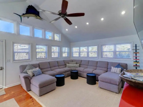 1619 E Ashley - Namastay - Oceanfront - 4 Bedrooms