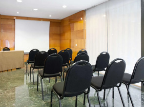 NH Barcelona Entenza