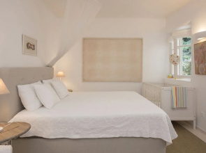 White Jasmine Cottage