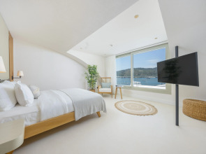 Yacht Classic Hotel - Boutique Class