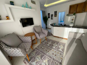 شقة تطل على شارع التسعين الشمالي