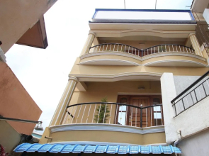 OYO 13597 Travel Stay Residency