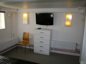 Lilla Huset på slätten B&B