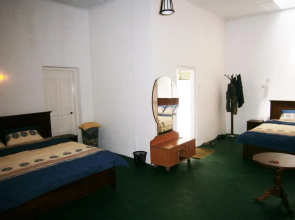 Surrey Bird Sanctuary & Holiday Resort