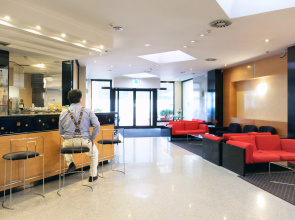 Hotel Junior