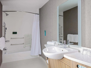 SpringHill Suites by Marriott Kansas City Plaza