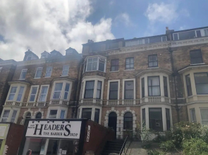 New! Seaside central Scarborough apartment