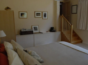 Birdwing Bed and Breakfast