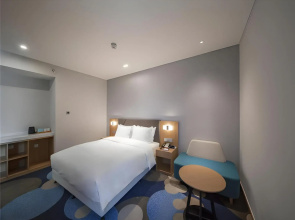 Jinjiang Metropolo Hotel Jiujiang Bali Lake Govern