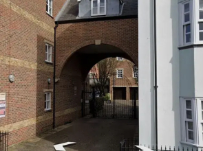 Beautiful central apartment with parking