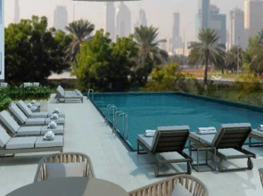 Отель Holiday Inn & Suites Dubai Festival City an IHG