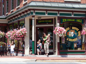 Strasburg Village Inn