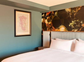Renaissance Amsterdam Hotel