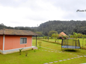 Kadumakki Resorts